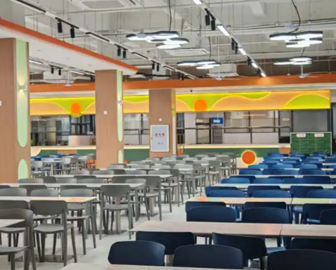 学校食堂刷脸消费系统：减少排队提升就餐效率