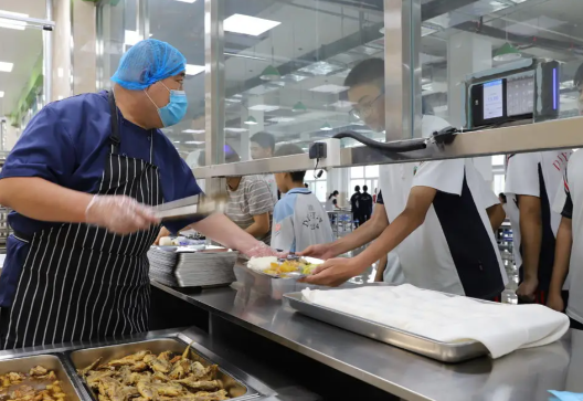 学校食堂预订用餐系统：提前统计供餐需求