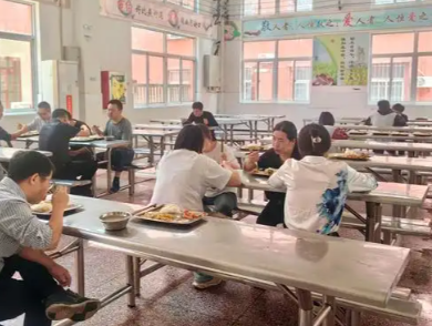 学校食堂后厨AI行为分析系统｜违规行为自动识别与报警