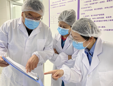 食堂人员晨检数字化管理_健康证、体温、手部消毒台账一键留痕